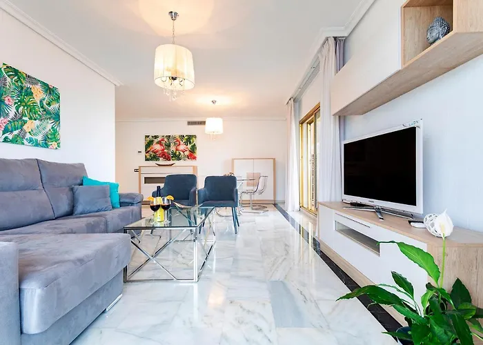 Rentcostadelsol Fuengirola Dona Sofia B